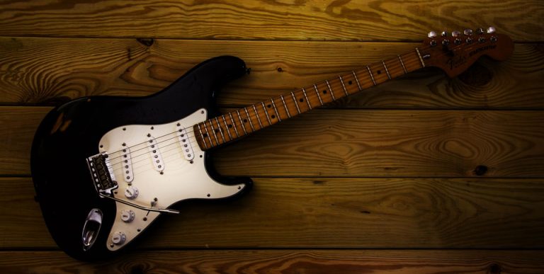 5 Mistakes Beginner Guitar Players Make