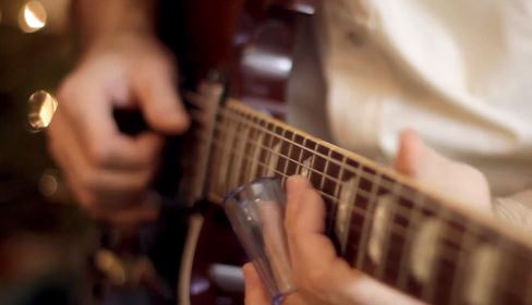 7 Reasons Why You Didn’t Find Success with Slide Guitar